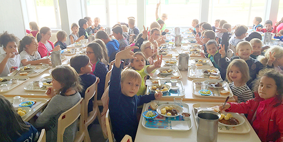 repas cantine montbard